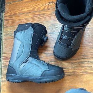 Men’s Burton Jackson Snowboard Boots size 7.5